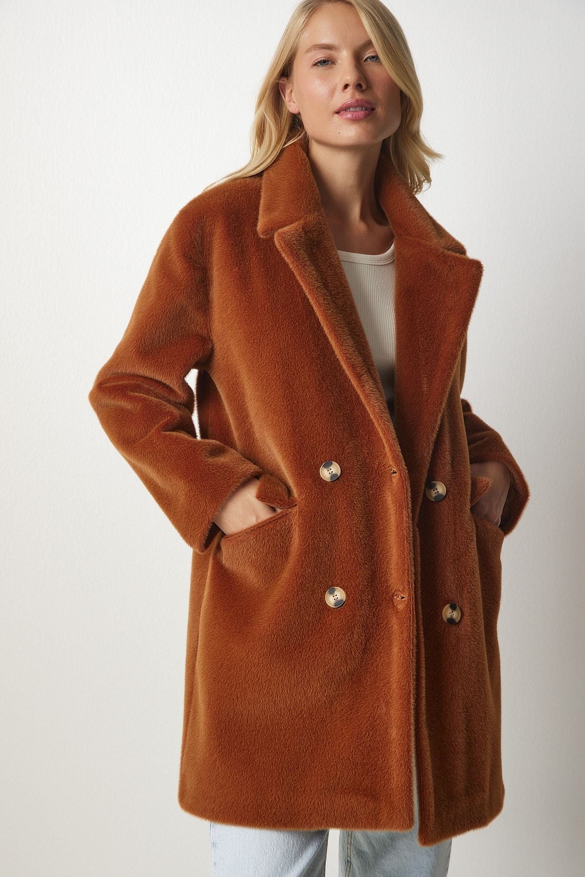 Female Taba Rabbit feather -looking overwhelm coat MX00105