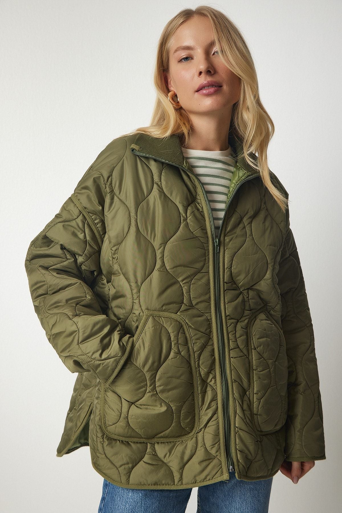 Women's Khaki Pocket Fisherman Neck Kapitone Coat DZ00094