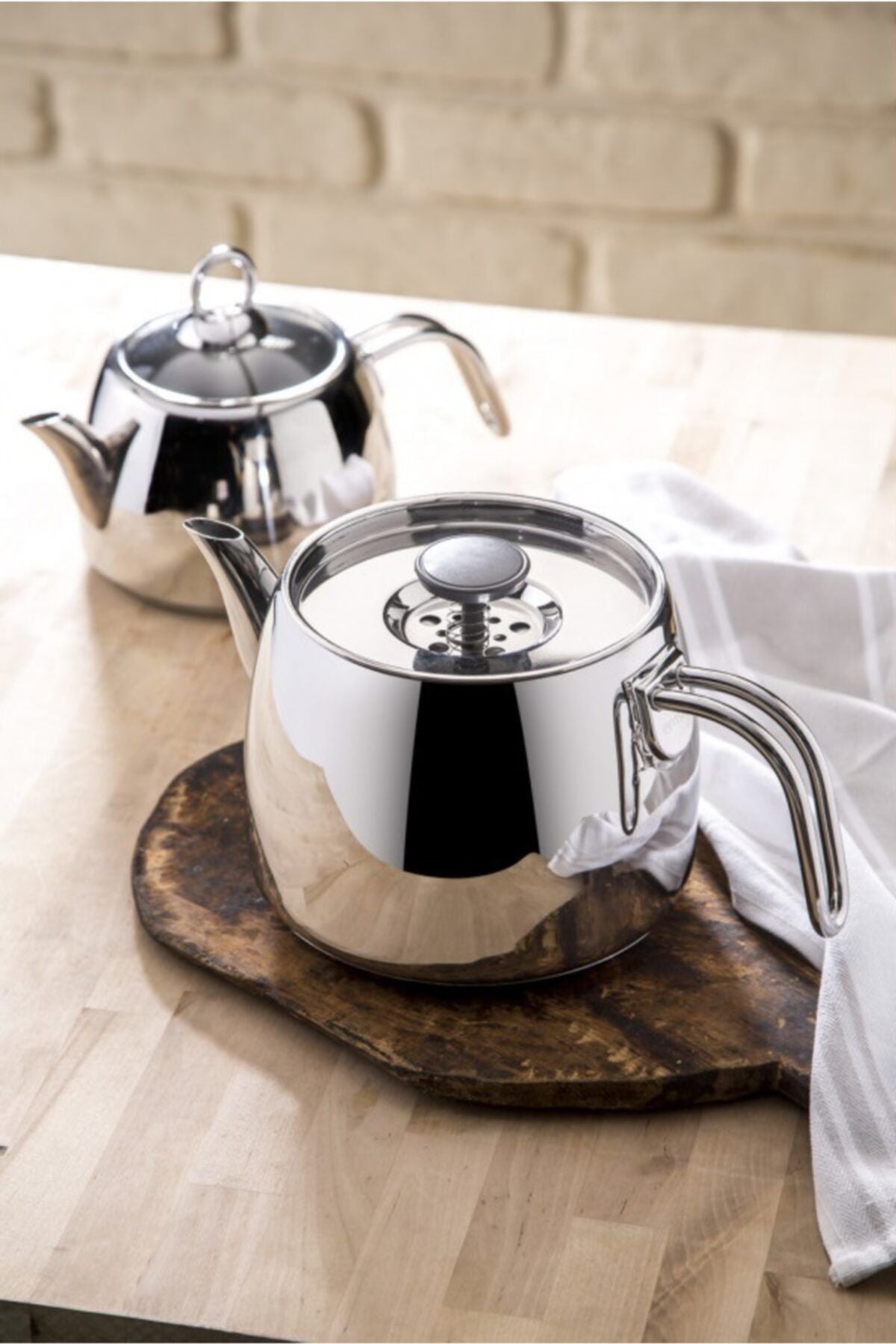 Soft Midi induction -based teapot set