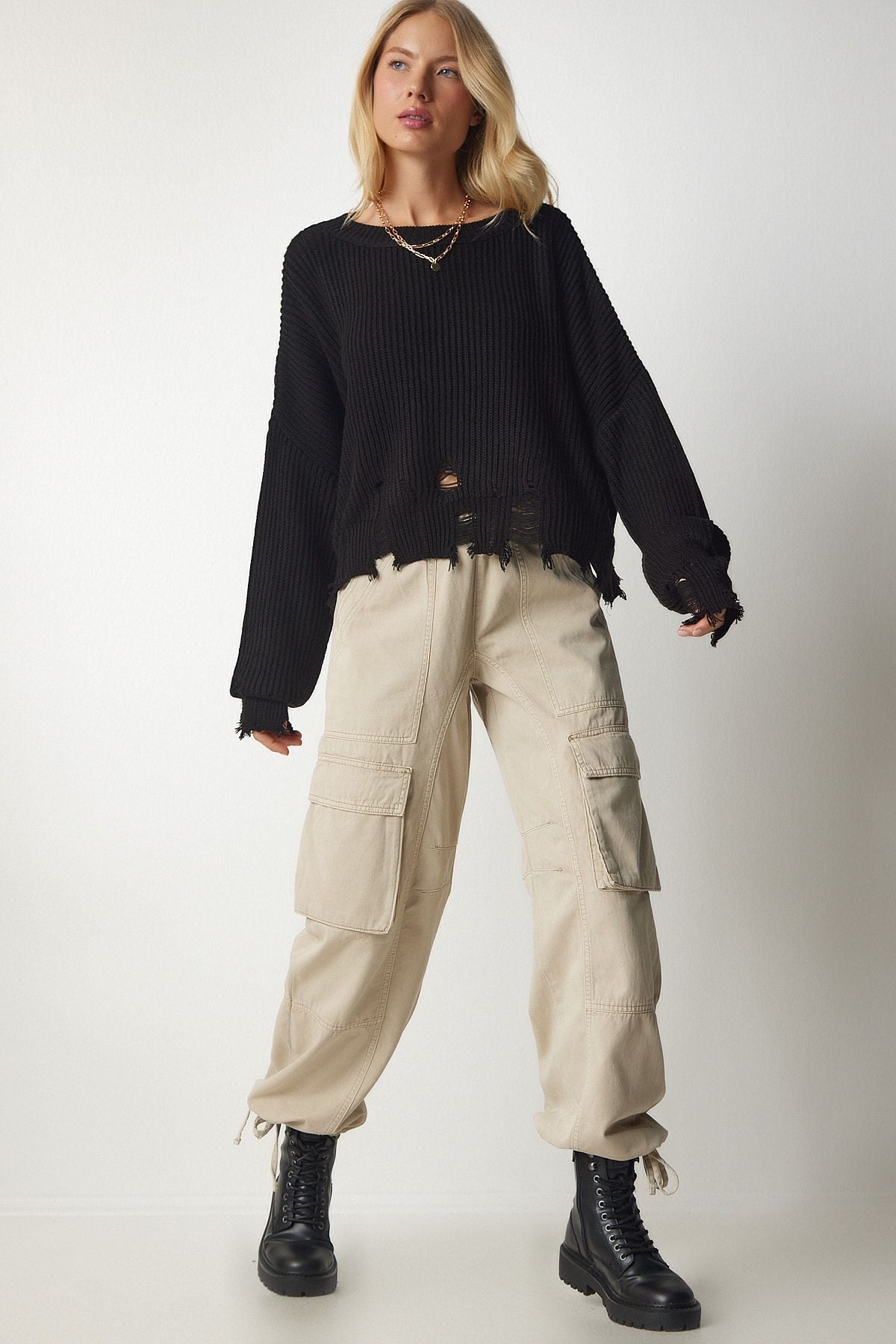 Women's black tear detailed overwhelm knitwear sweater ki00098