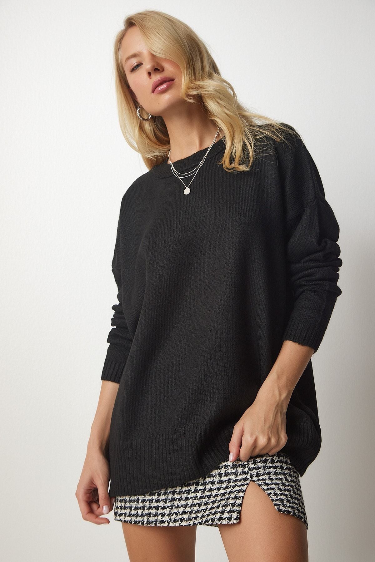 Female black bike collar overwheeling knitwear sweater BV00085