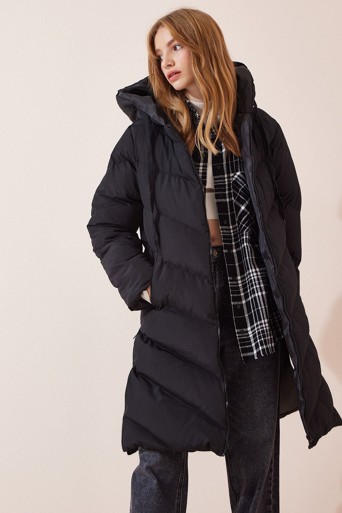 Women's black hooded long swelling coat RV00086
