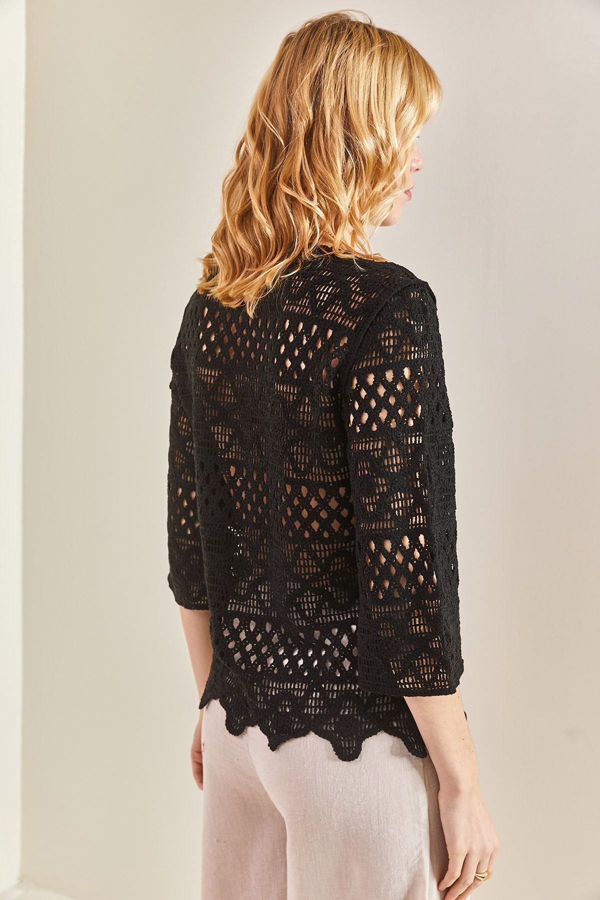 Female Outlet Lace Patterned Blouse