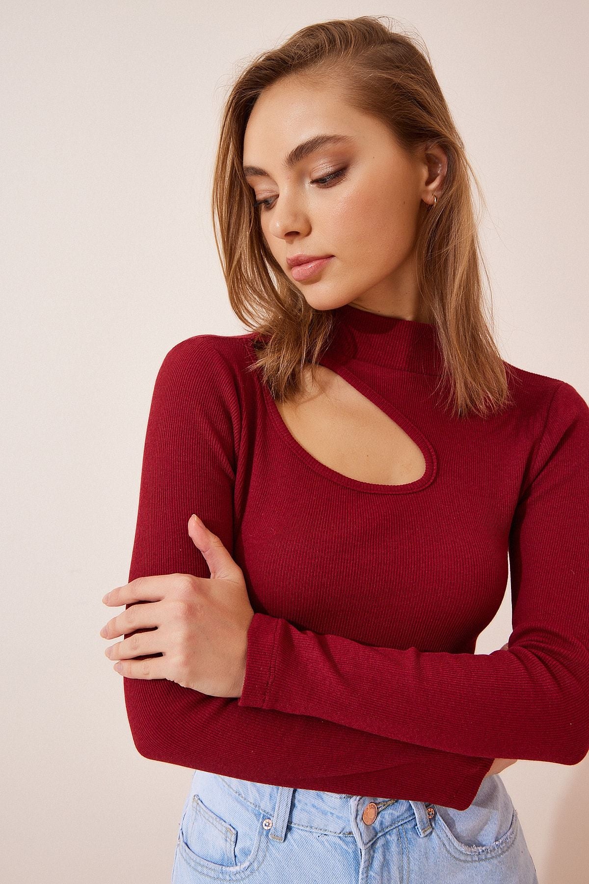 Woman Bordeaux Cut Out Detailed Wick Knitting Blouse GT00065