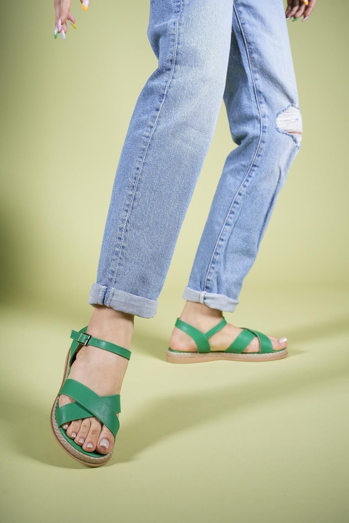 Women's Sandals 0012059 Green Skin