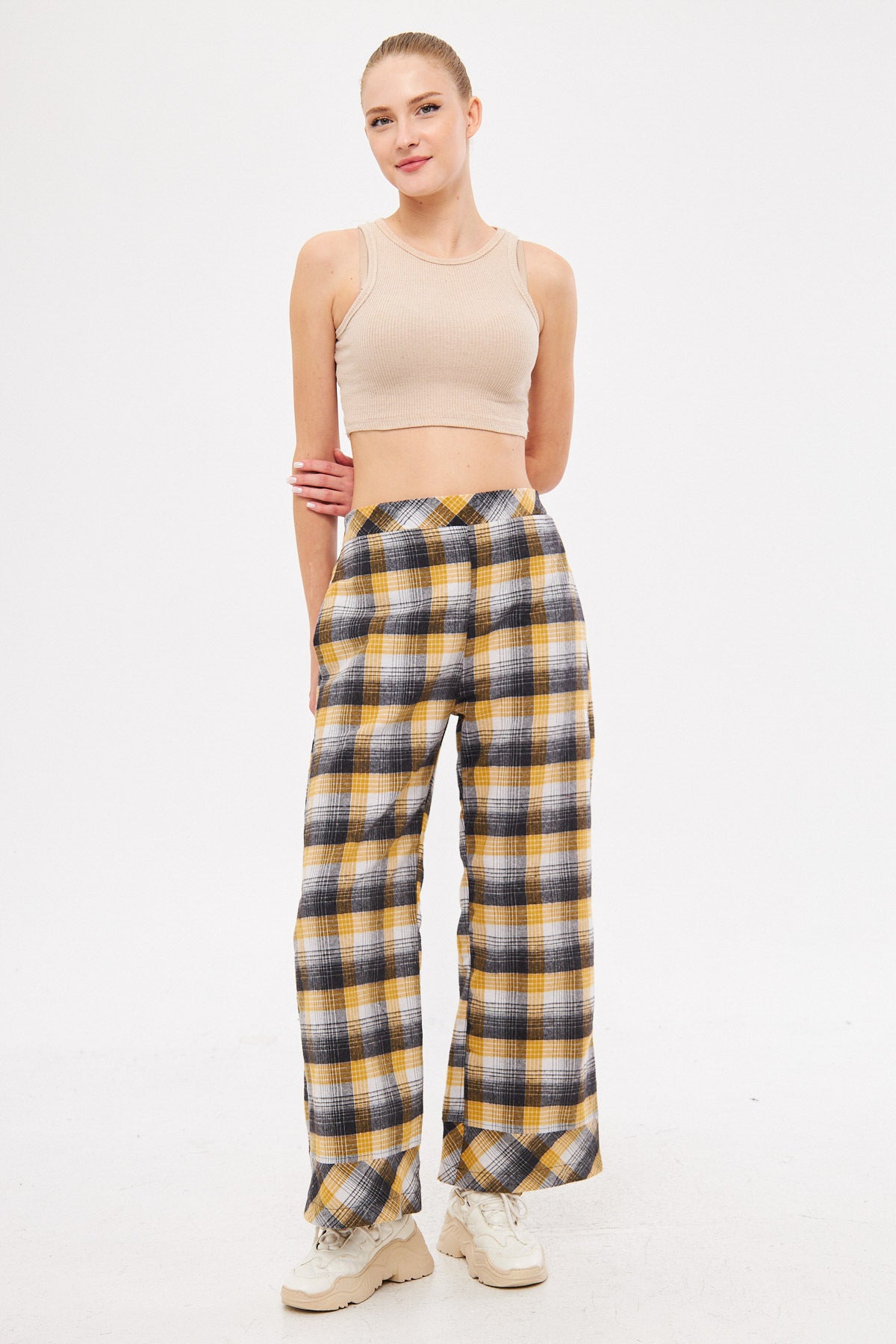 Women's Yellow Elastic Back Waist Detailed Pocket Palazzo Trousers ARM-25K001018