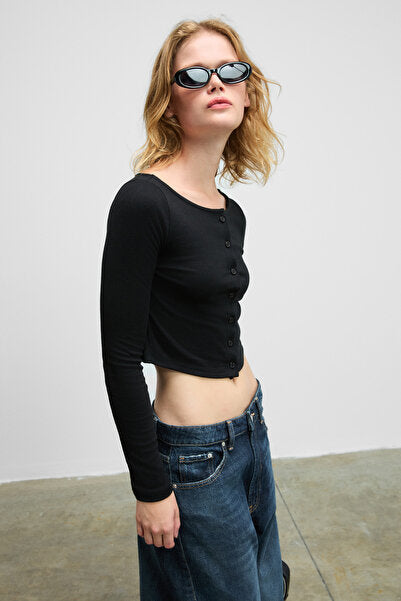 SWAY Women's Round Neck Functional Button Front Stretchy Fabric Crop Black Blouse