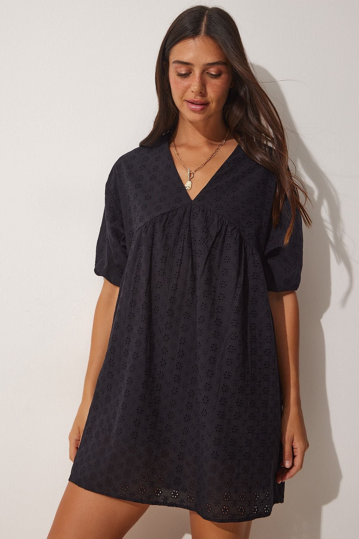 Female Black Fisto V -Neck Summer Mini Clash Dress DD01201