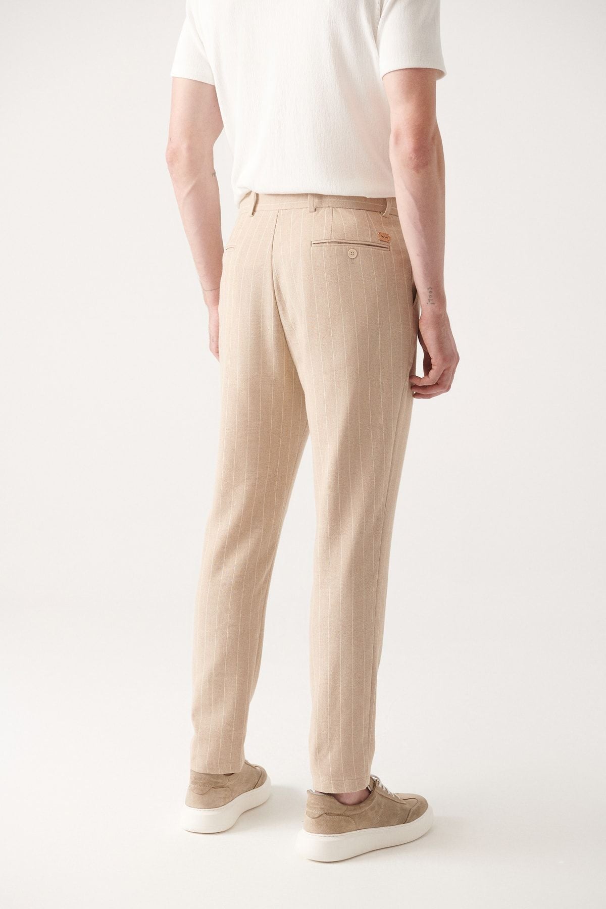 Men's Beige Linen textured side -pocket striped pants A31y322222