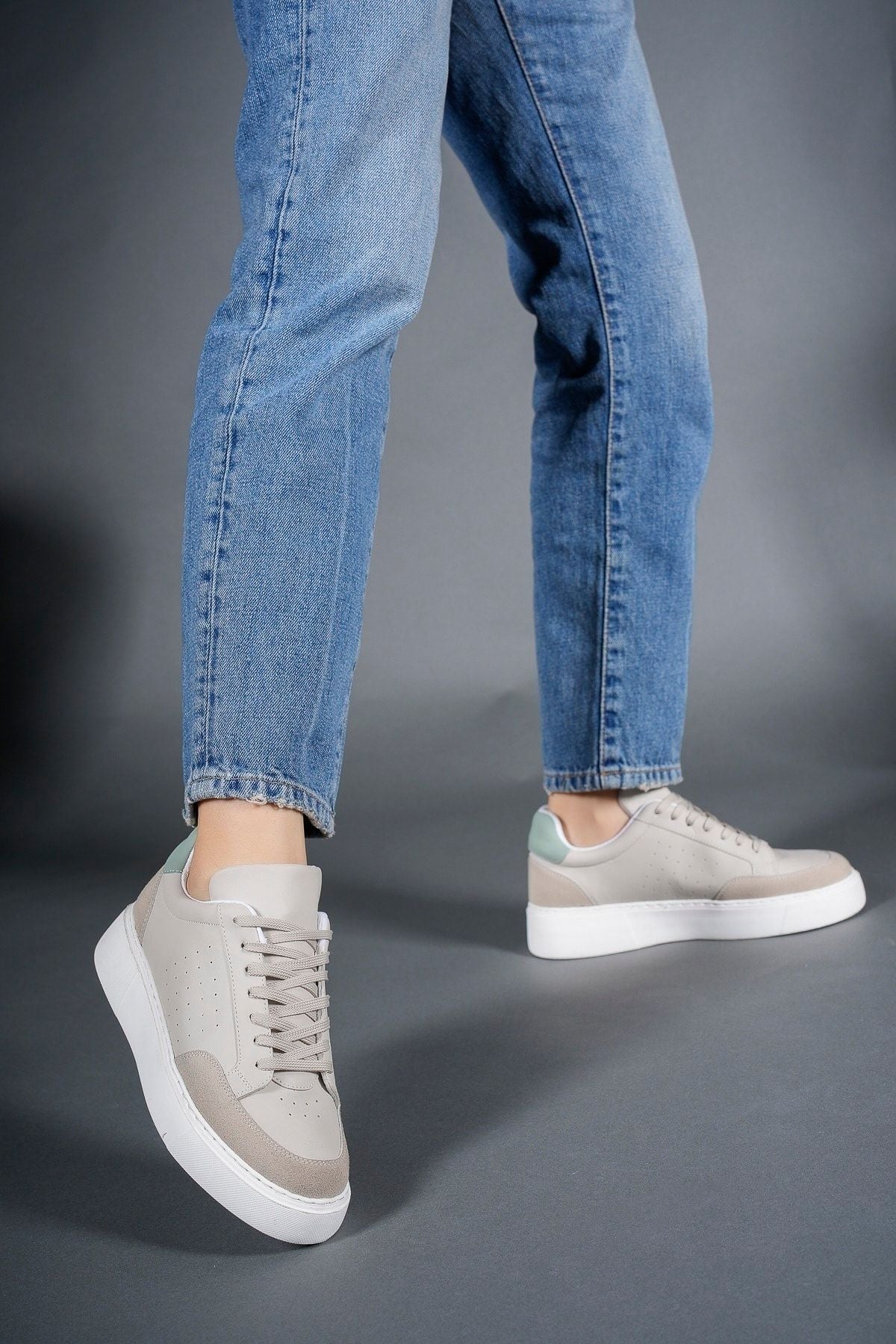 Female Sneaker 0012380 Beige Green Suede Detail