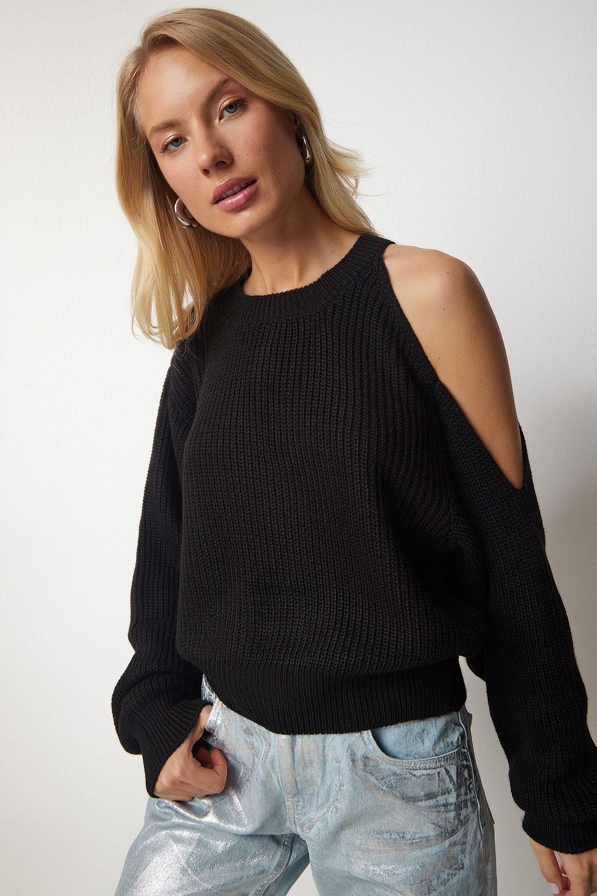 Woman Black Cut Out Detailed Knitwear Sweater PN00081