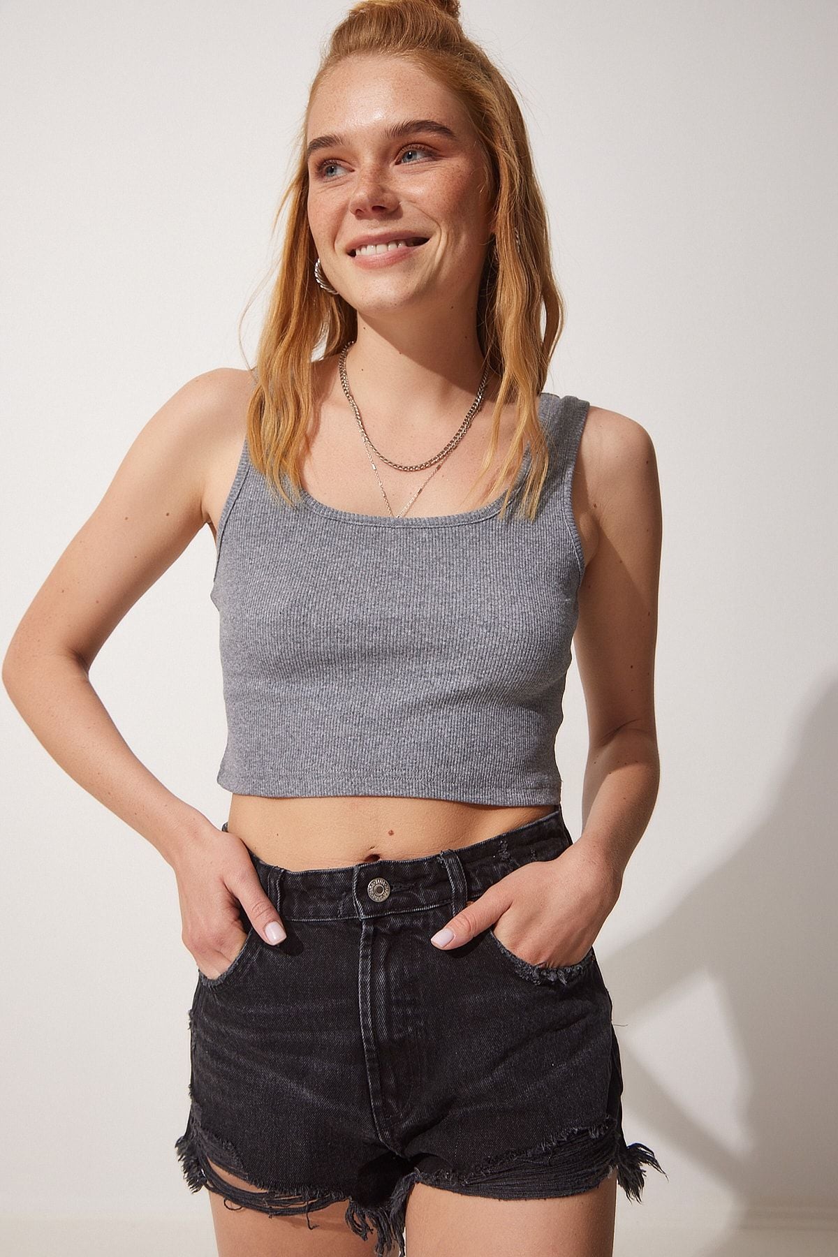 Women's Gray Hanger Crop knitted blouse GT00030