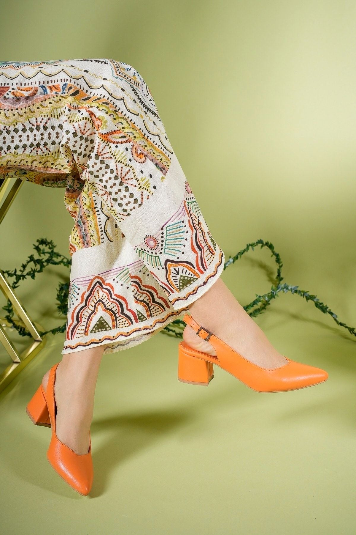 Woman heeled sandals 0012518 orange volume