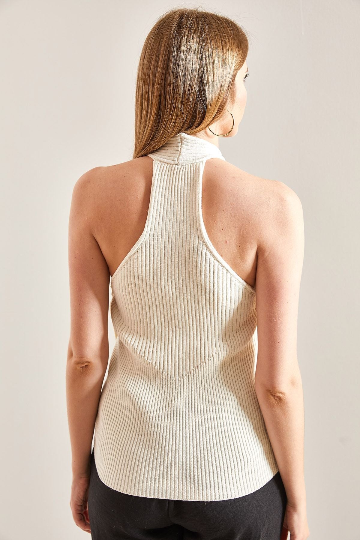 Female neck tied button knitwear blouse