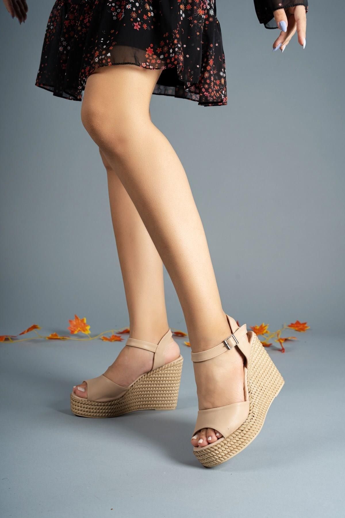 Woman High Heels Sandals 00121120 Nude