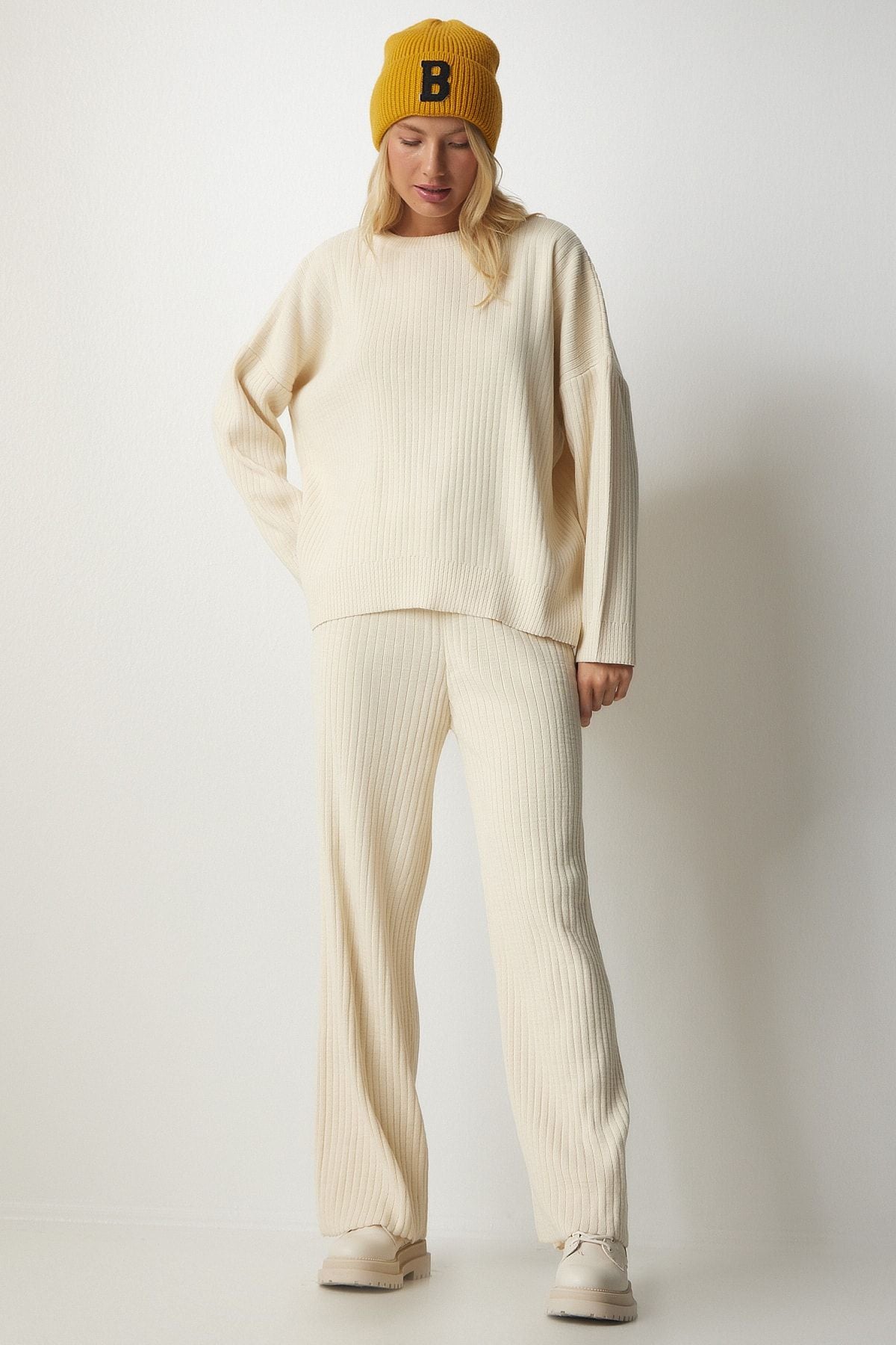 Women's Cream Knitwear Cossack Pants Set MX00112