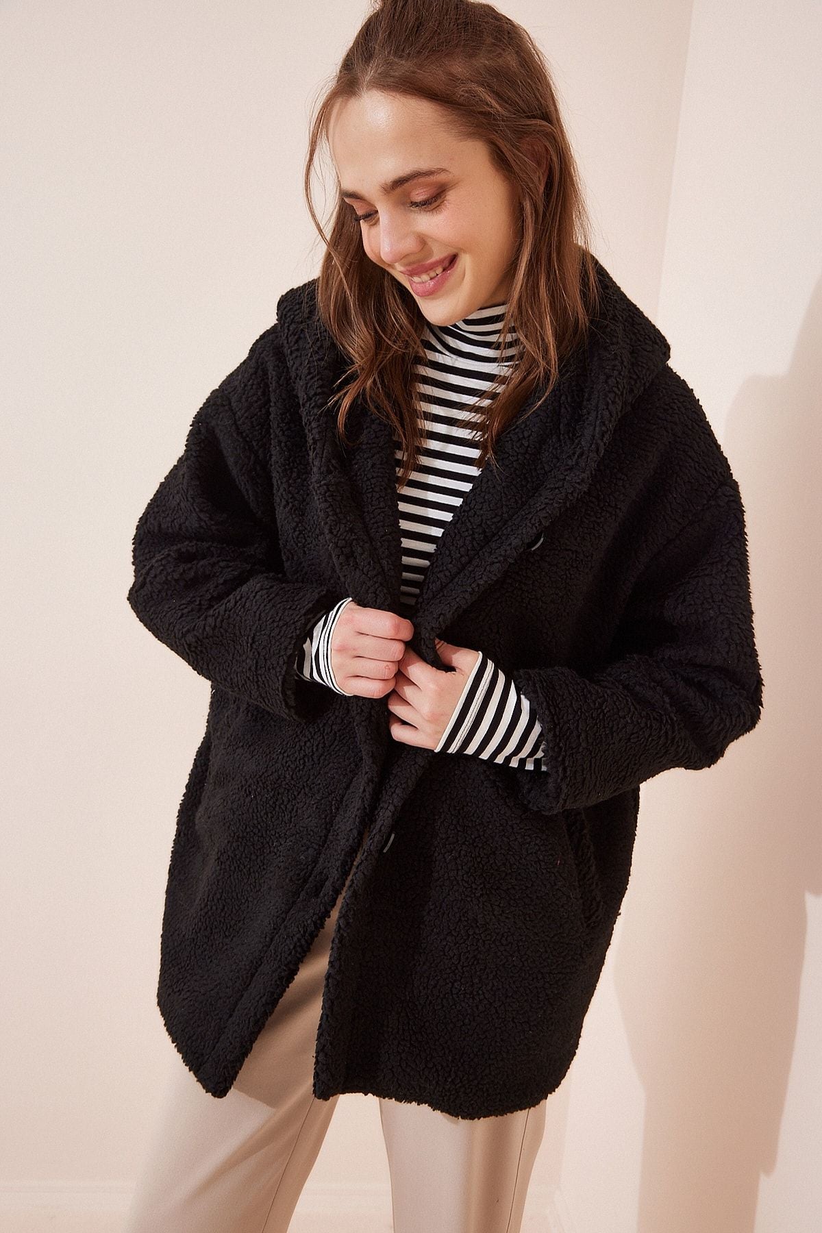 Female black hooded plush coat RV00087