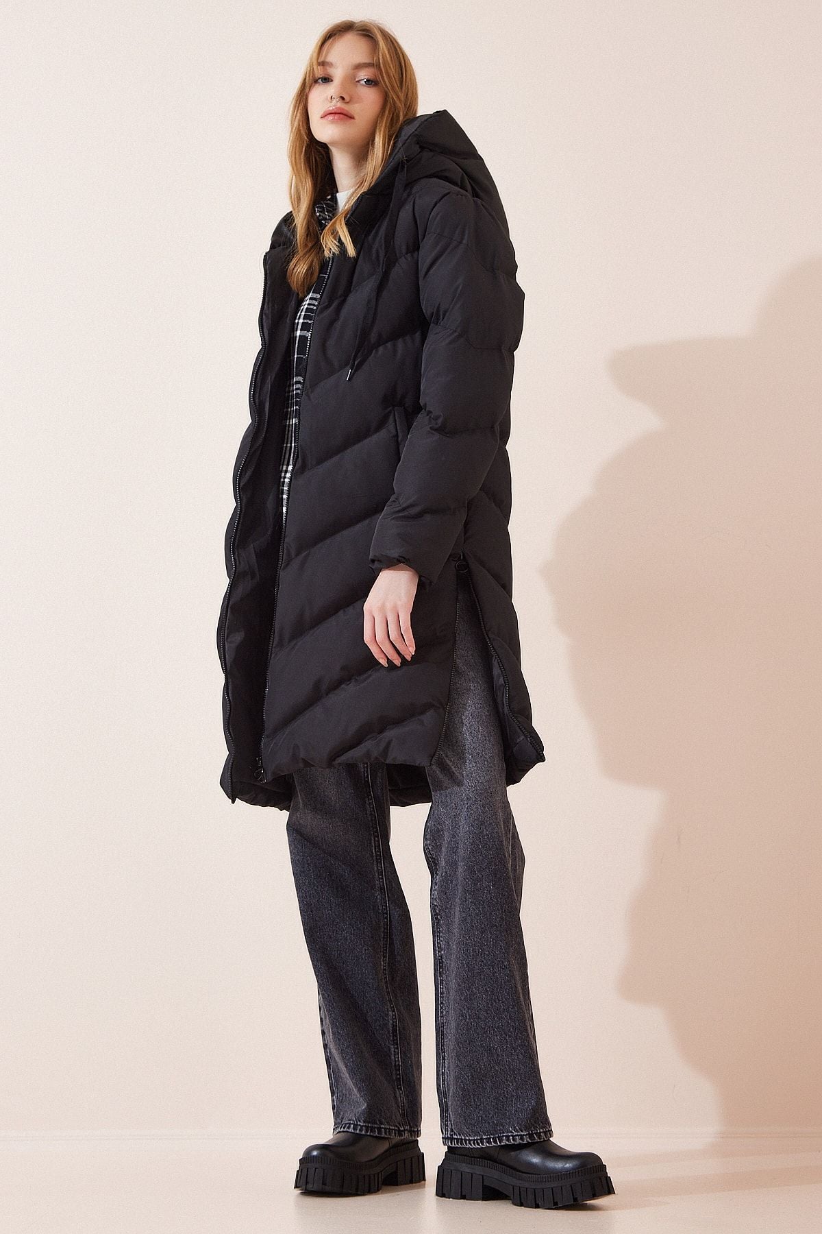Women's black hooded long swelling coat RV00086