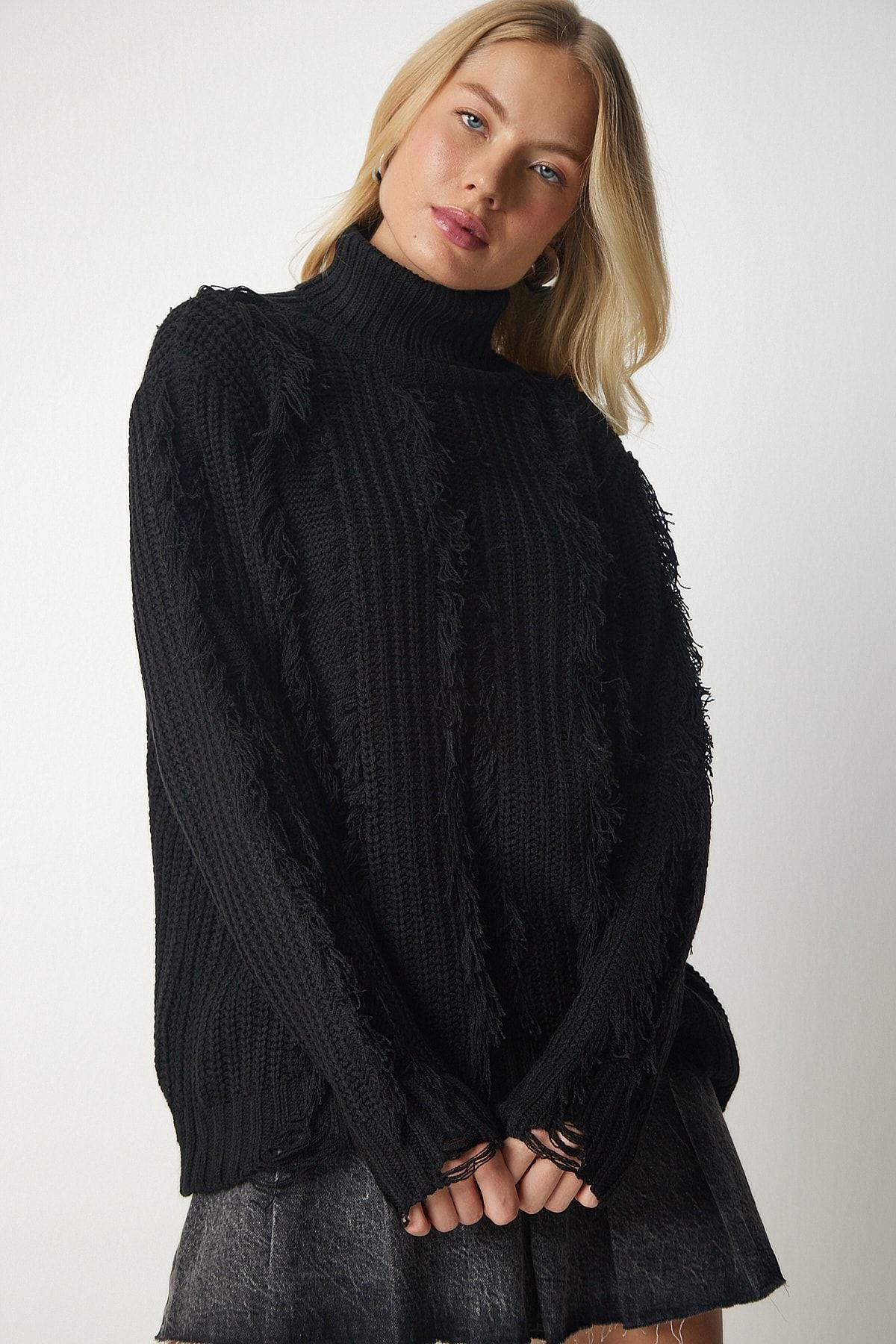 Woman Black Tassel and Torn Detailed Knitwear Kazakh Ki00099