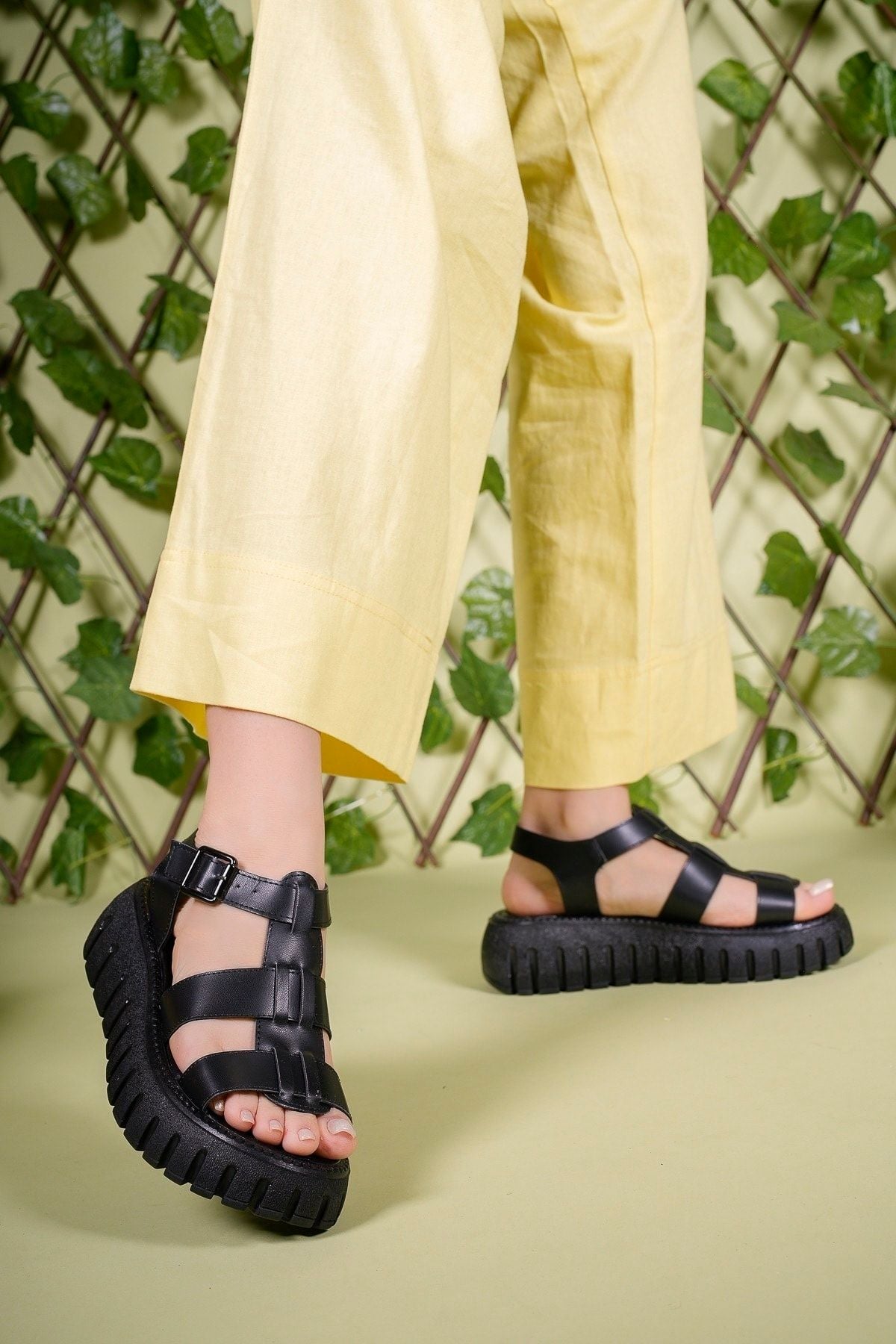 Woman Sandals 0012608 Black