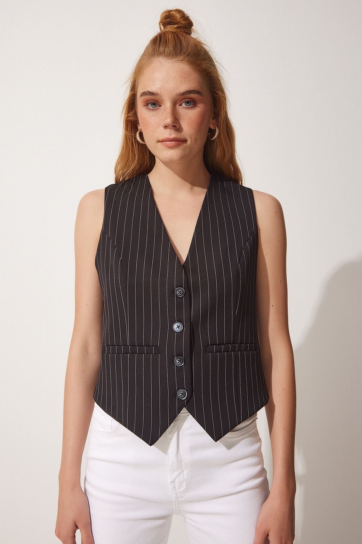 Woman Black striped weaving vest to00054