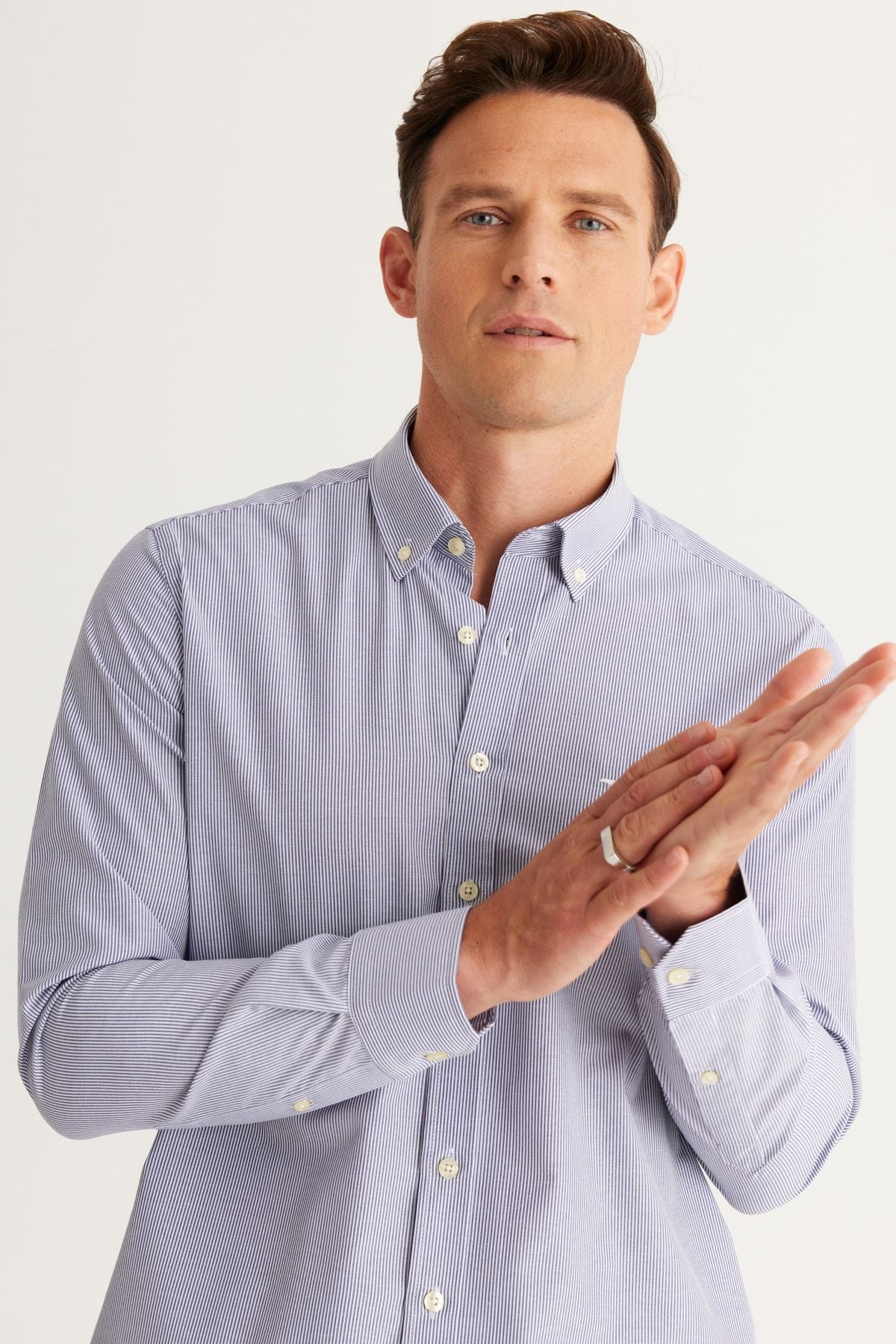 Men's Navy-White Slim Fit Narn Cutting Buttoned Neck Cotton Striped Shirt