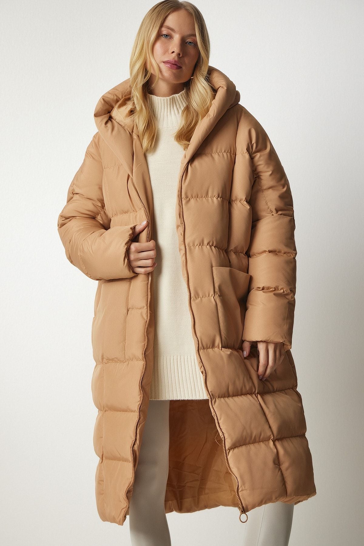 Female Biscuit Hopeding Oversize Long Swelling Coat NT00428