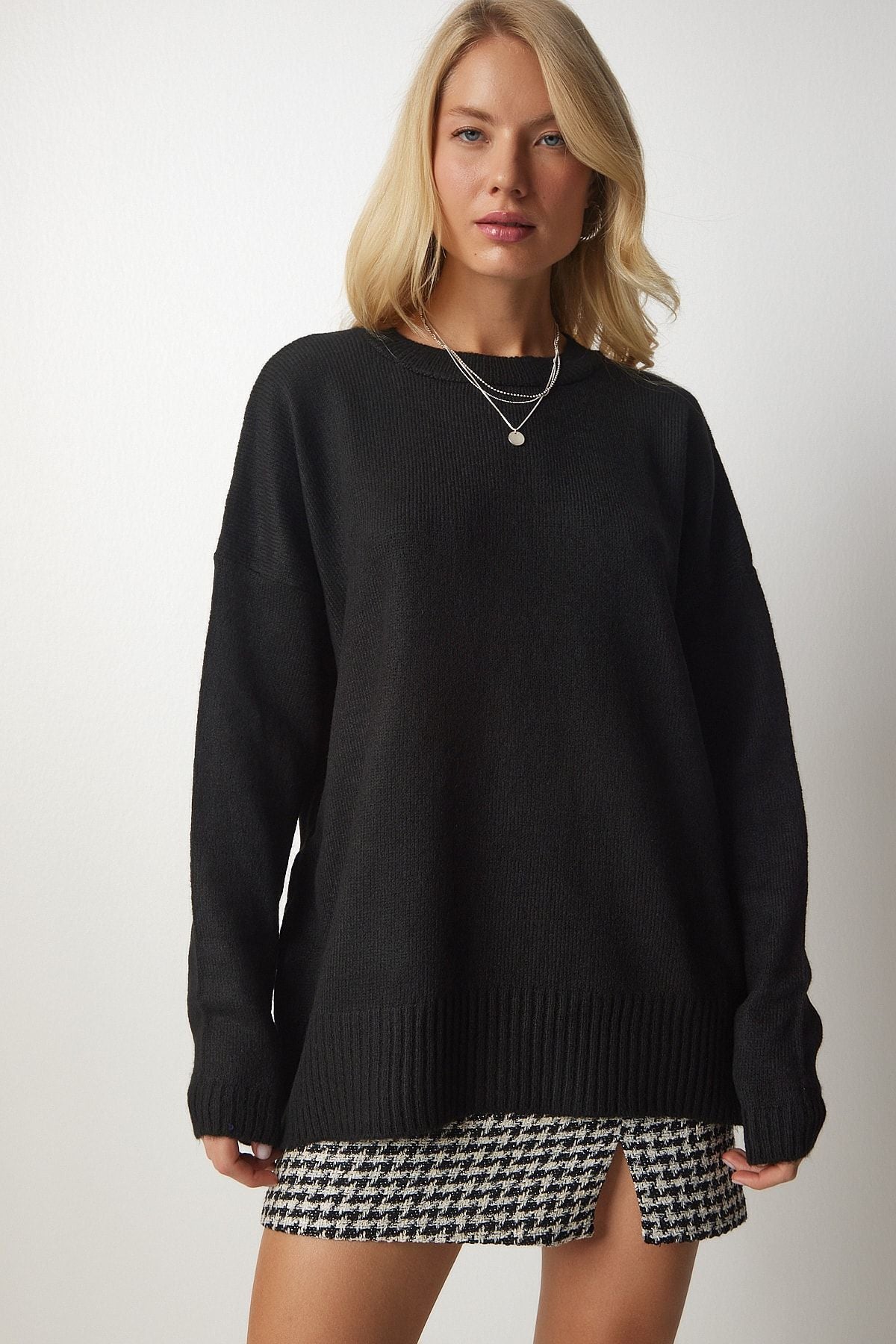 Female black bike collar overwheeling knitwear sweater BV00085