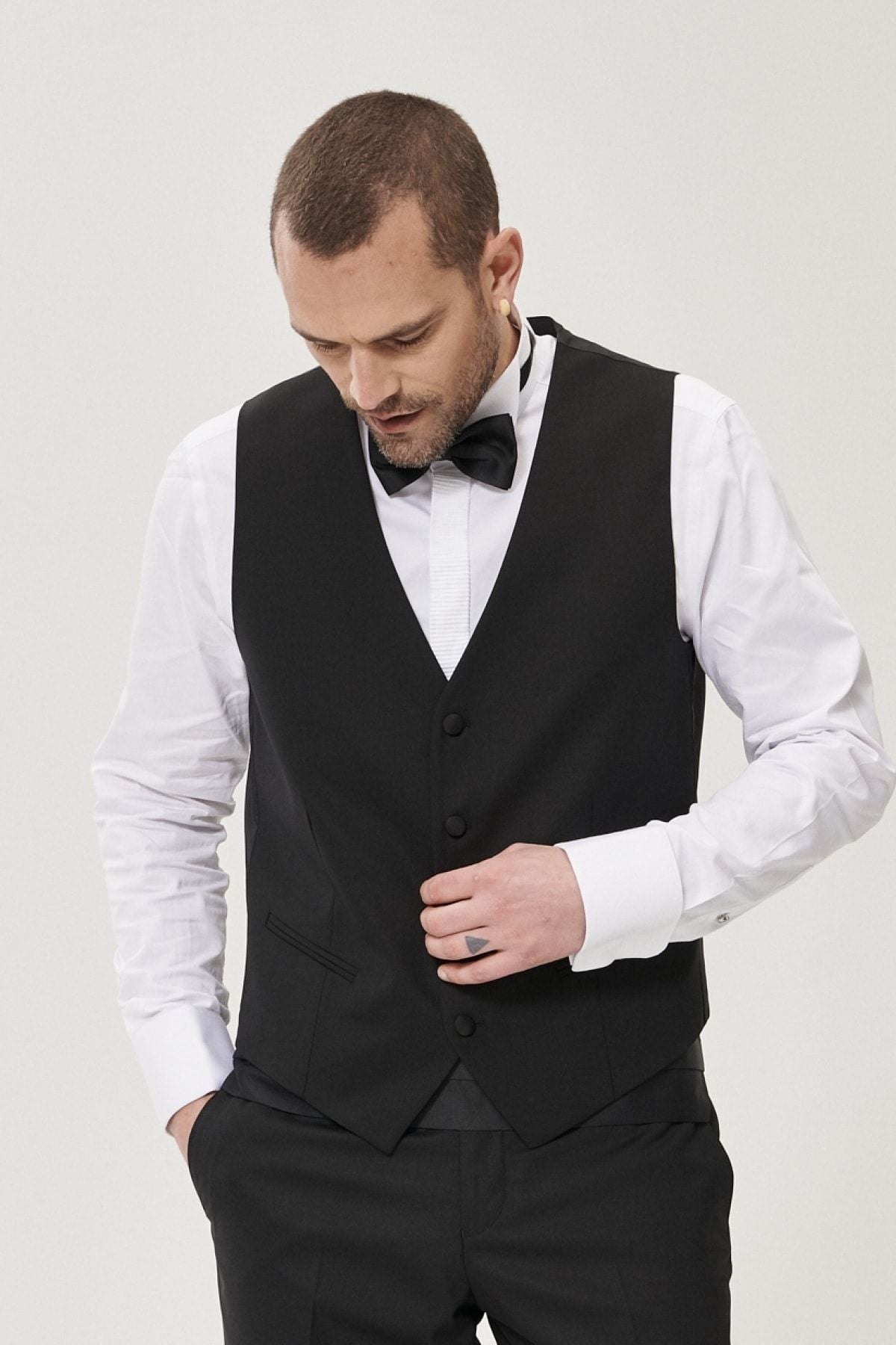 Men's slim fit narrow cut off the tuxedo with collar vests