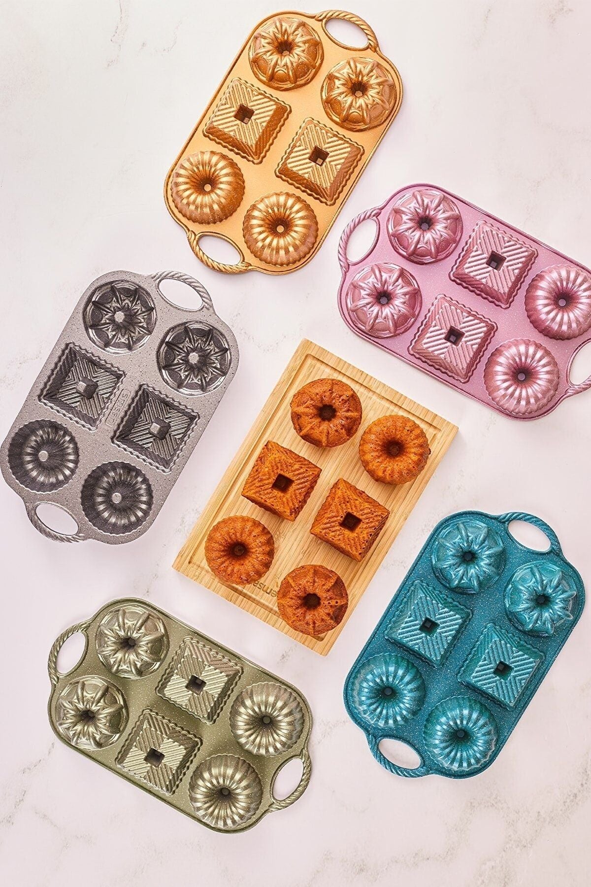 Griss Six In One 6 -Piece Cast Cake Mold Gold