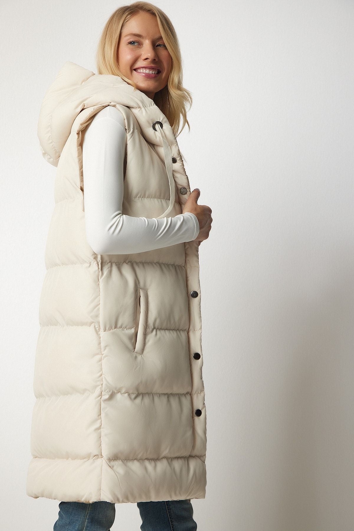 Women's Cream Hoped Long Swelling Vest VP00003