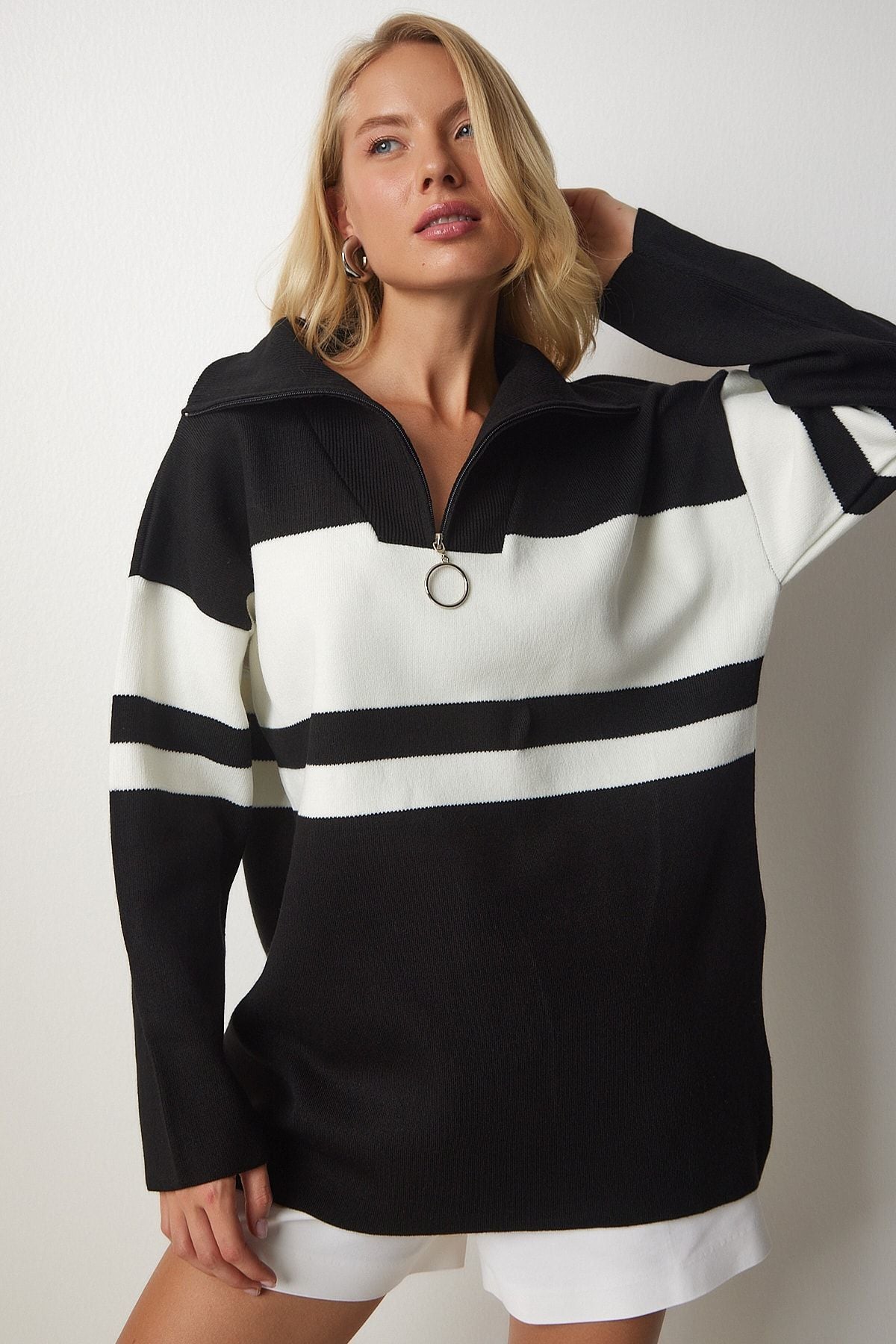 Female black zipper collar striped knitwear sweater US00700