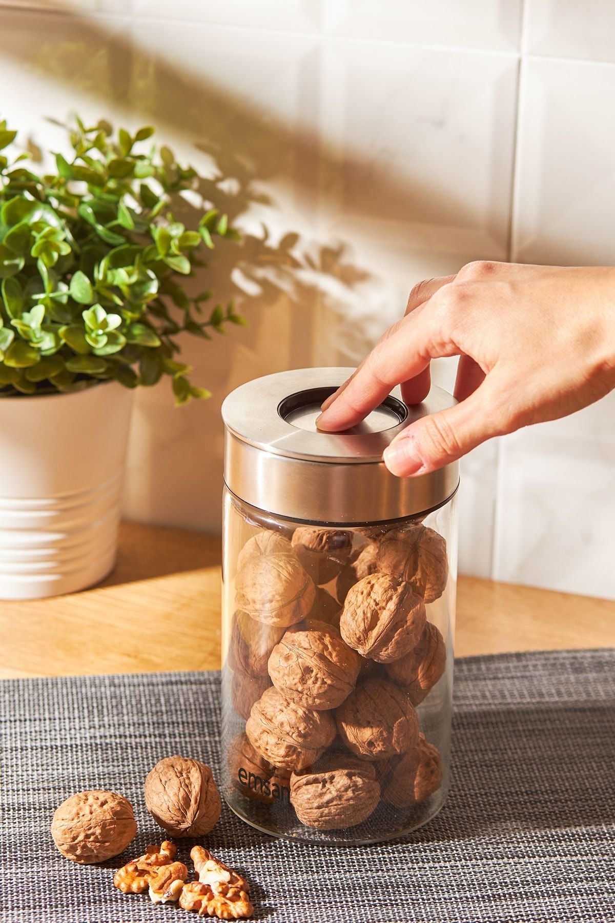 Modern storage jar 1000 ml