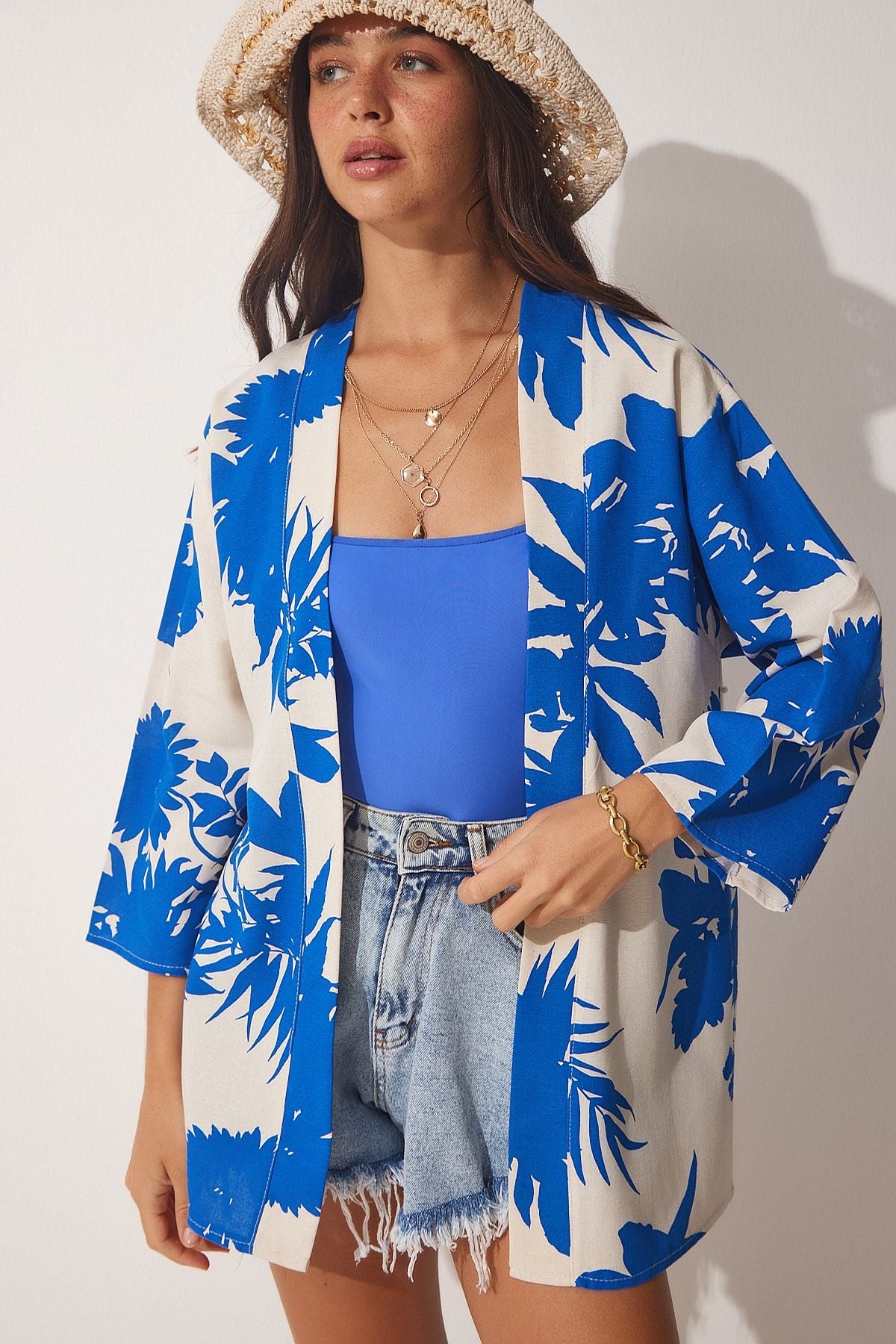 Female Blue Cream Patterned Kimono BH00381