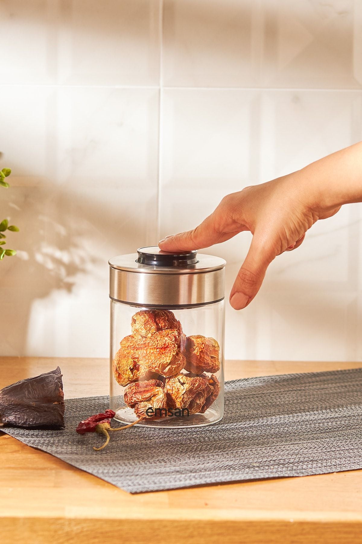 Modern storage jar 750 ml