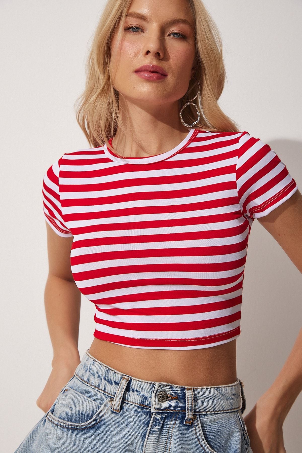 Woman Red White Striped Crop knitting T-shirt AA00038