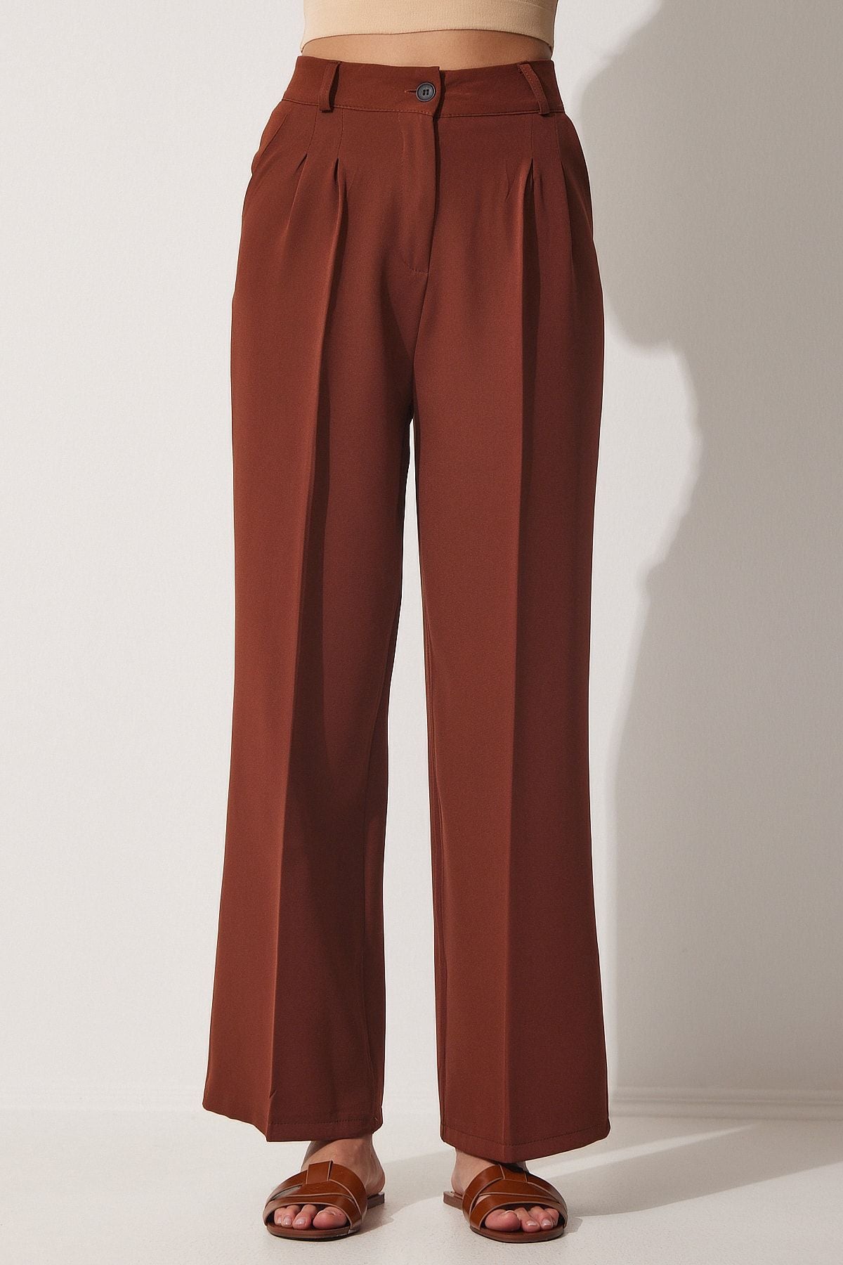 Female Brown Wide Paça Masculine Weaving Pants HG00001