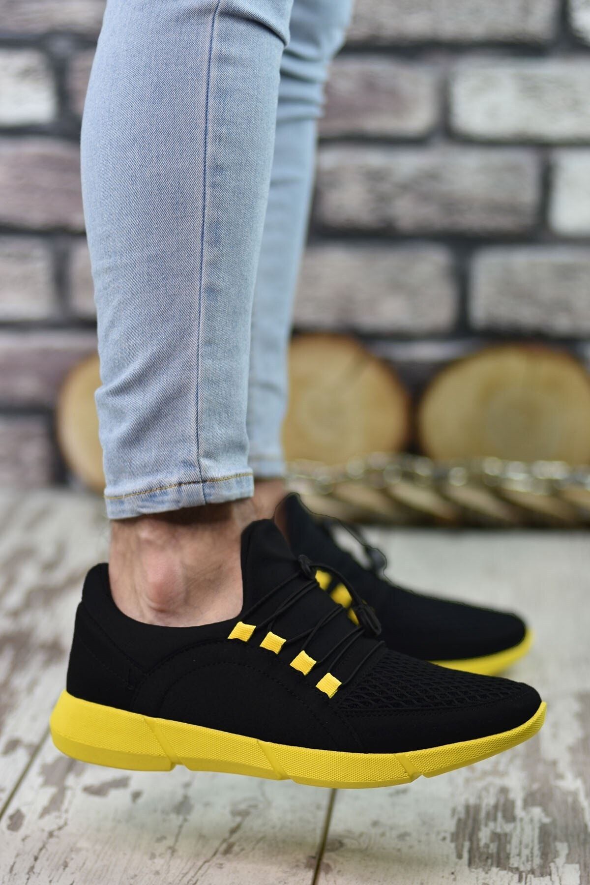 Black Yellow Men Sneaker 00122015