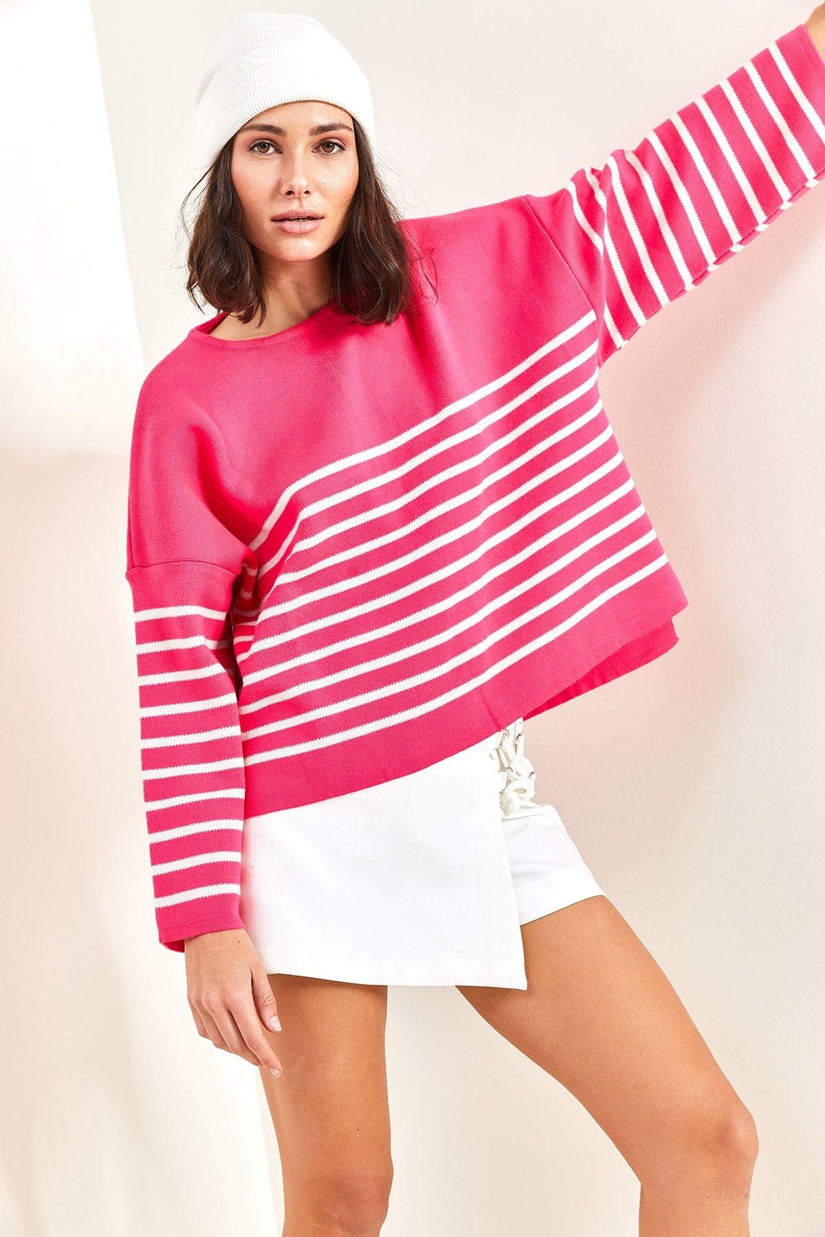 Women's half striped shabby knitwear sweatshirt