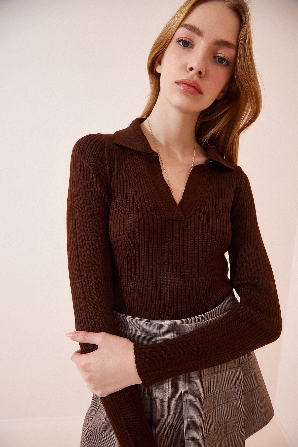 Woman Dark Brown Polo Yaka Various Crop Knitwear sweater VA00028