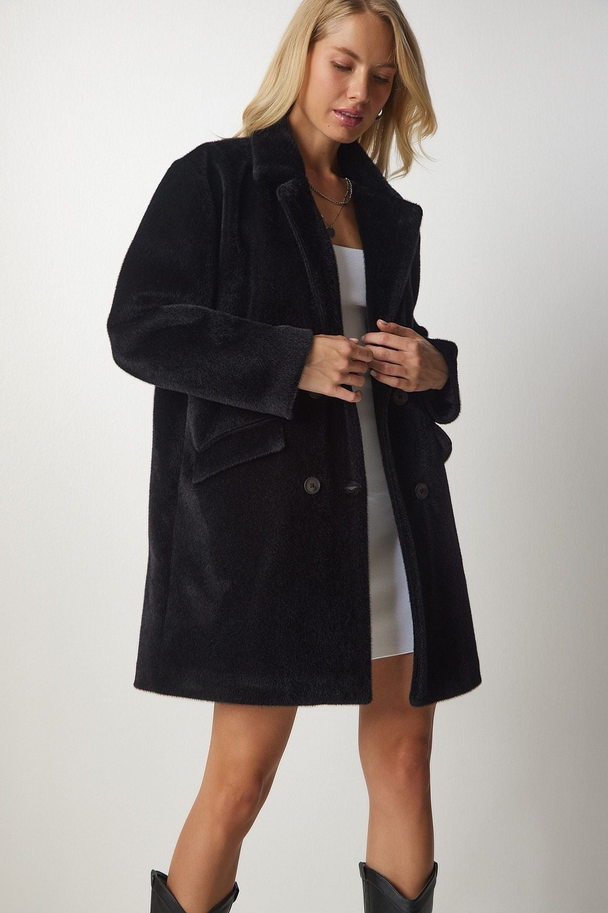 Female black rabbit feather -looking oversize coat MX00105