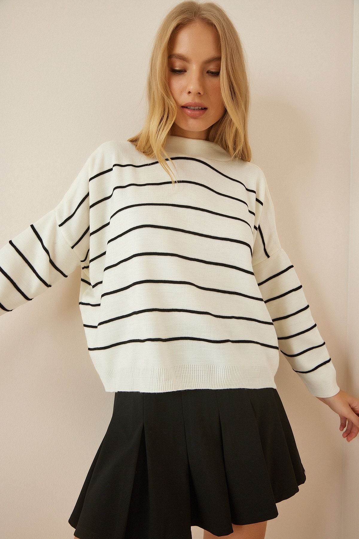 Woman Black Bone Striped Oversize knitwear sweater DM00098