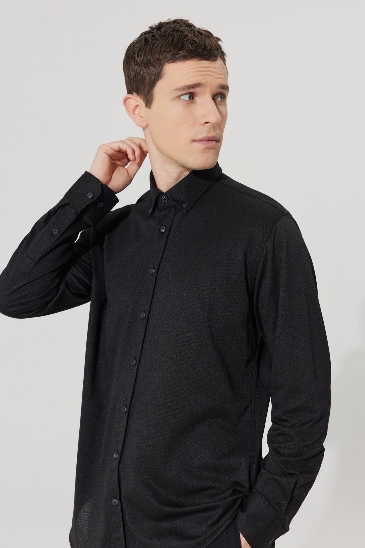 Men's Black Comfort Fit Casual Cutton Cotton Cotton Shirt with button