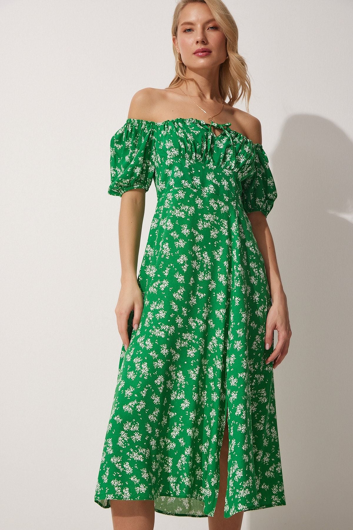 Female Green Carmen Yaka Floral Summer Viscose Dress DD01209