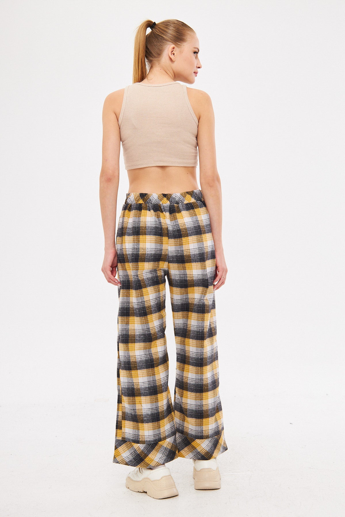 Women's Yellow Elastic Back Waist Detailed Pocket Palazzo Trousers ARM-25K001018