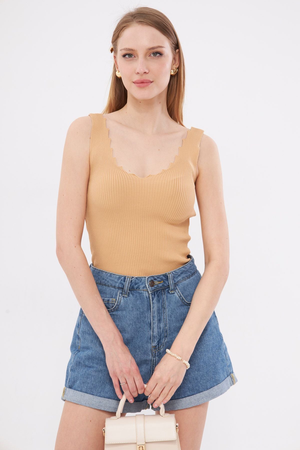 Women's Mink Zigzag V-Neck Camisole Blouse ARM-23Y069004