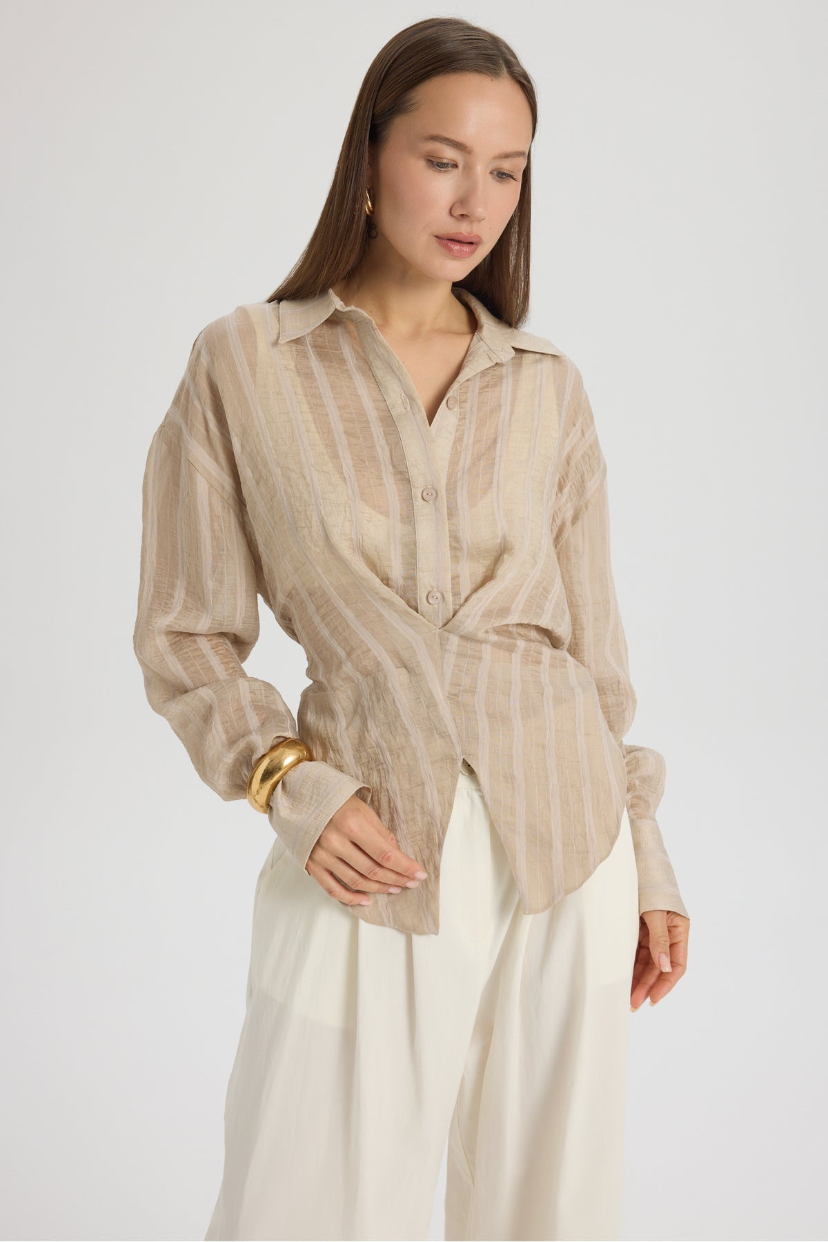 Vesper Triangle Cut Tied Beige Shirt