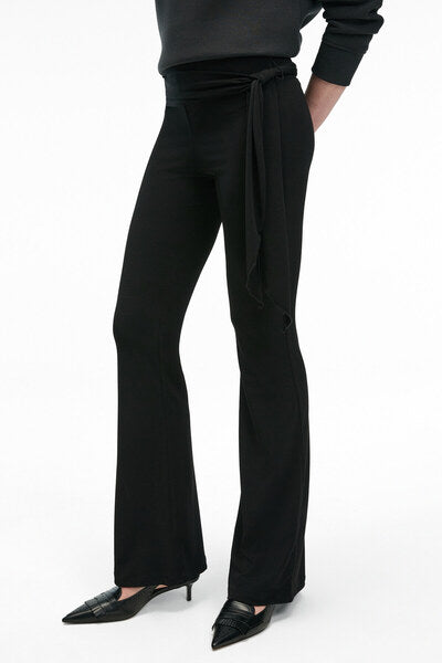 AYSHUR Women's Stretchy Fabric Belt Detailed Wide Leg Slim Fit Black Trousers