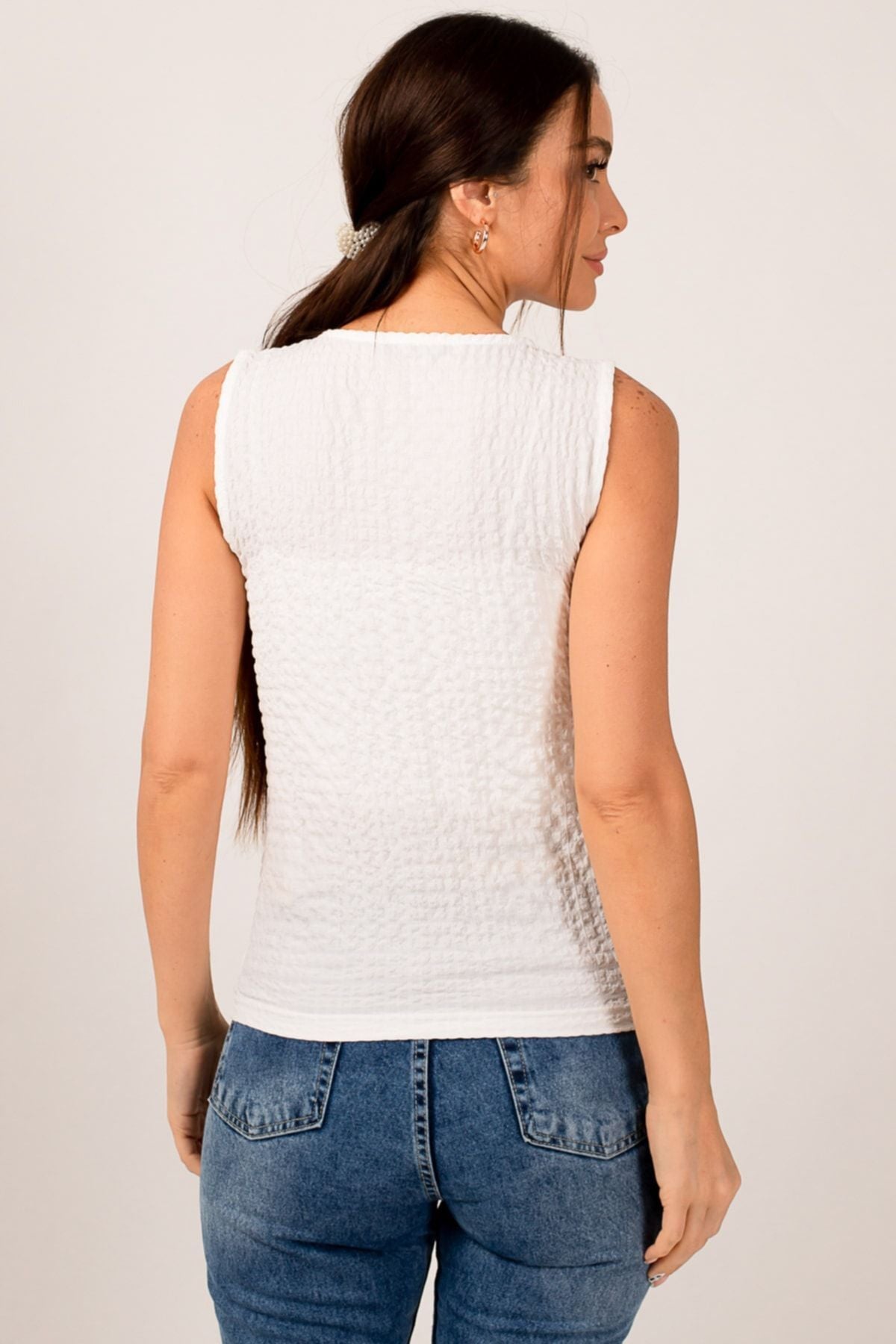 Women's White Sleeveless Wrap Blouse ARM-22Y001010