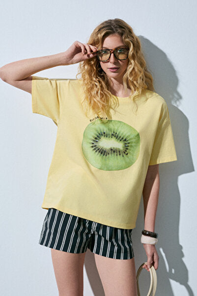 ASTERIVE Women's Organic Cotton Printed Crew Neck Oversized Yellow T-Shirt